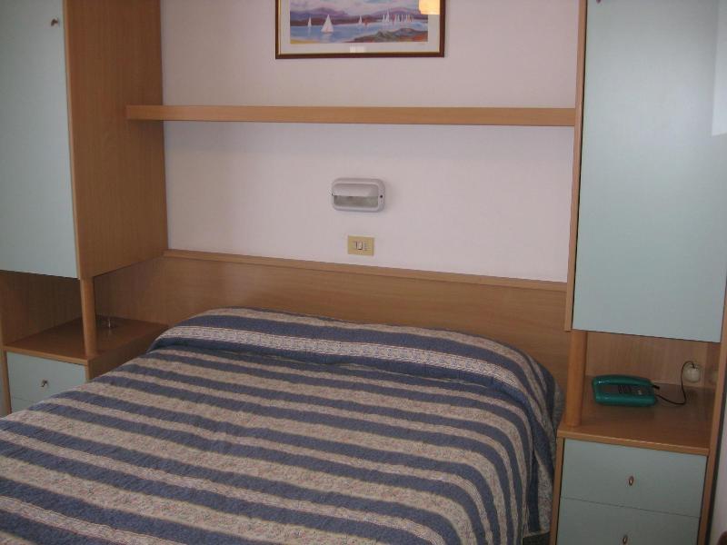 Hotel Amelia Fano Extérieur photo