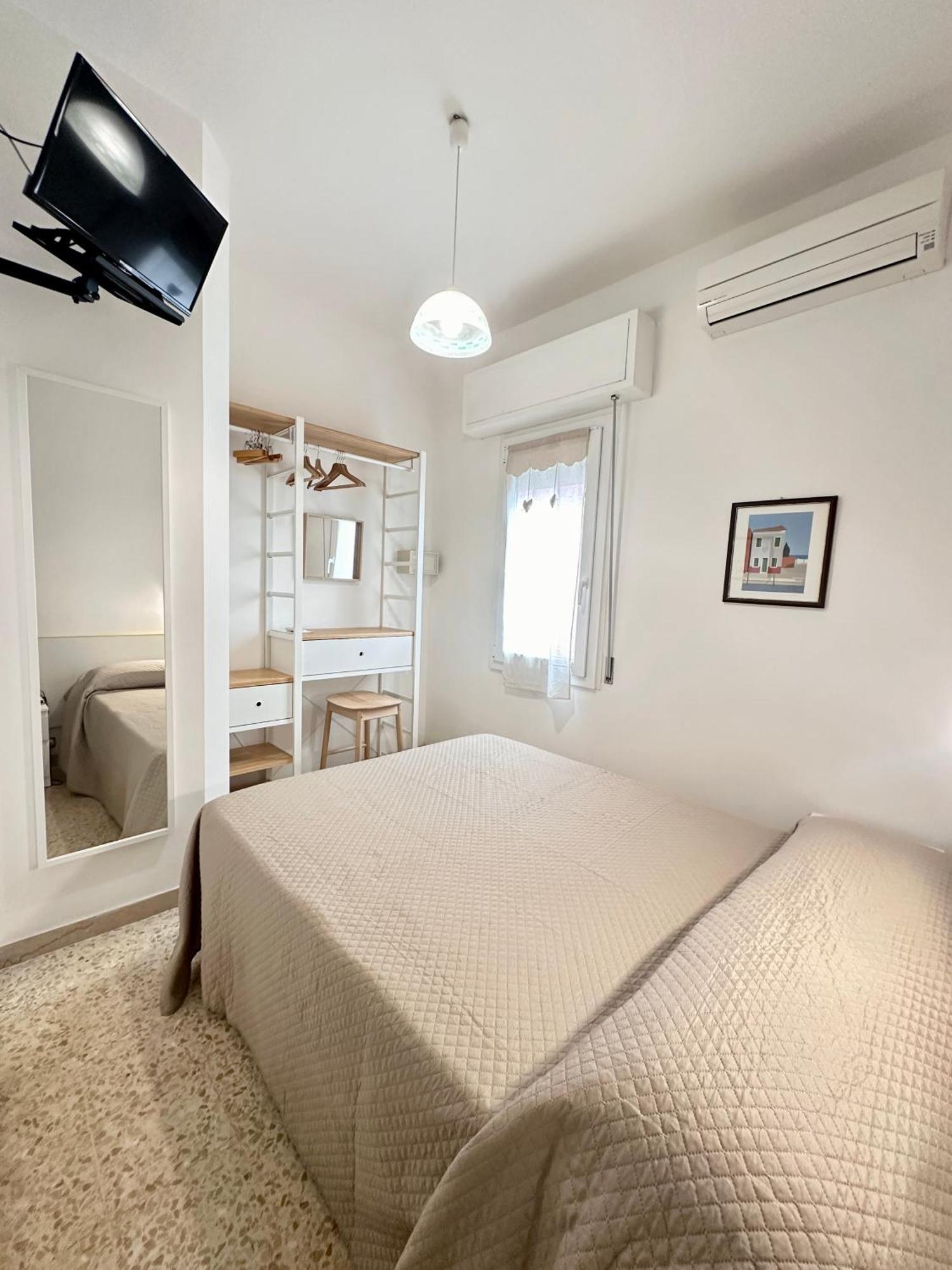Hotel Amelia Fano Extérieur photo