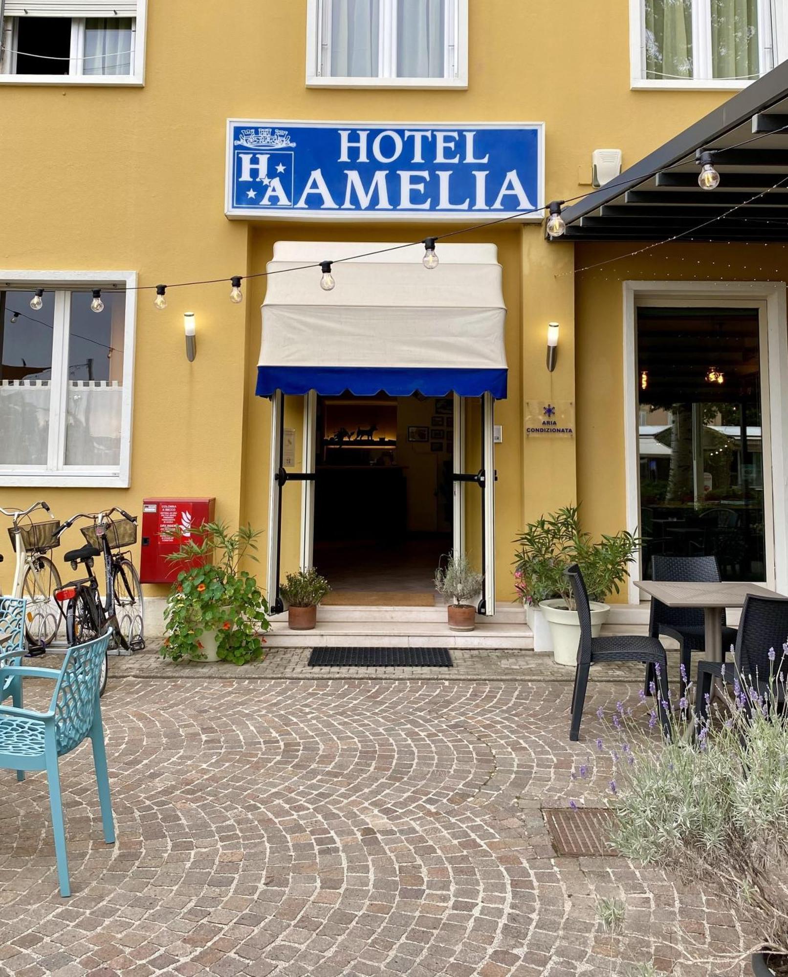 Hotel Amelia Fano Extérieur photo