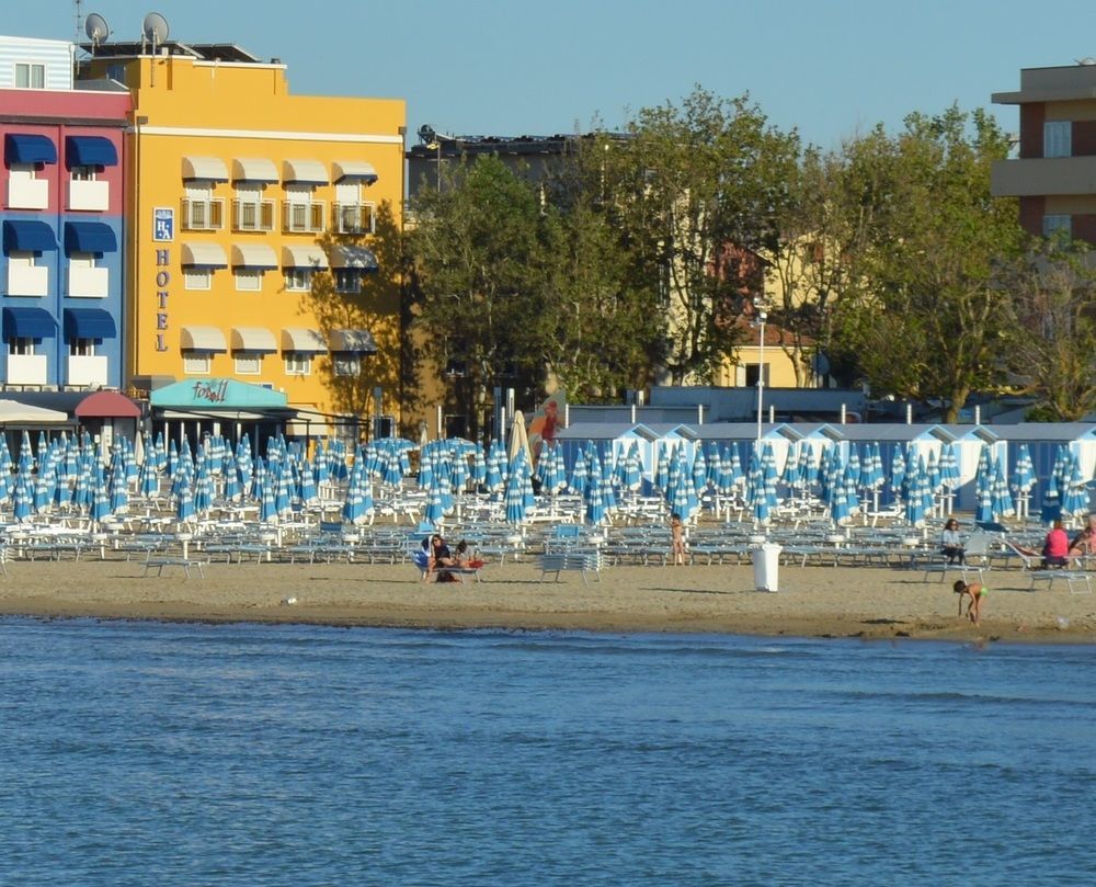 Hotel Amelia Fano Extérieur photo